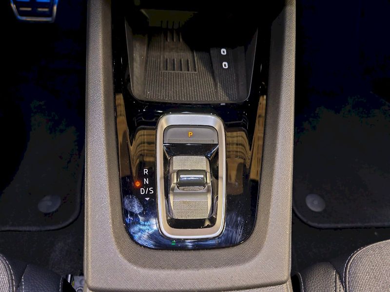 Škoda Octavia (2025) 2.0 TSI 150 kW DSG 4x4 Sportli - fotka 21 z 34