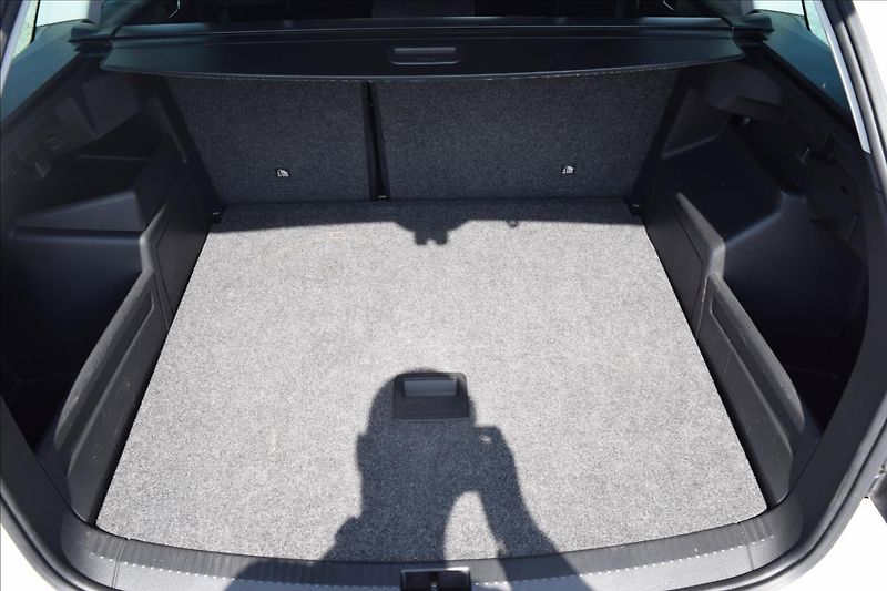 Škoda Fabia 1,2 TSI 66KW TOP VÝBAVA - fotka 25 z 49