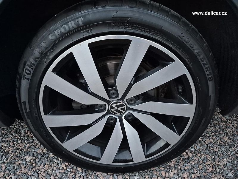 Volkswagen Passat Variant (2021) 2.0TDI 147kW ALLTRACK DSG 4X4 - fotka 54 z 56
