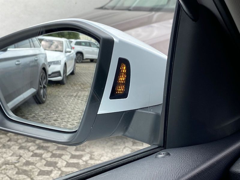 Škoda Scala (2025) 1.0 TSI DSG Top Selection - fotka 28 z 35