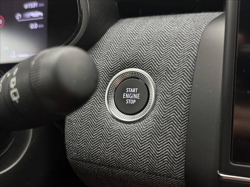 Renault Clio 1,0 TCe LPG DPH TECHNO ZÁRUKA - fotka 16 z 43