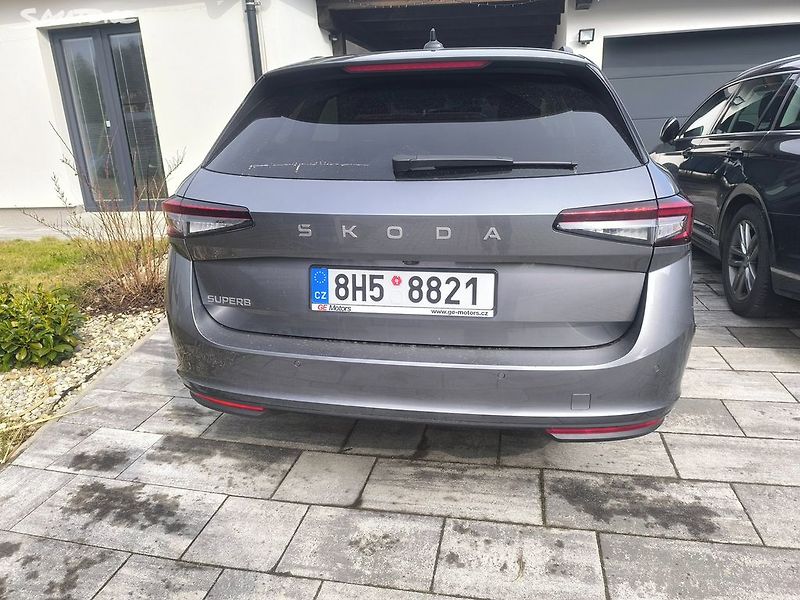 Škoda Superb -DPH,KRÁSNÝ,CZ,VÝBAVA,MASÁŽE - fotka 5 z 35