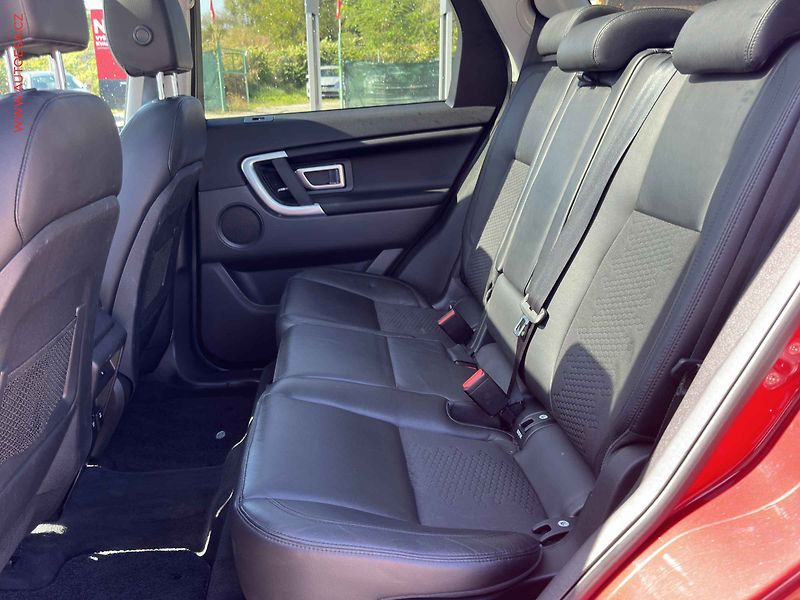 Land Rover Discovery Sport (2017) 2.0D 4x4, AT, navi, LED - fotka 10 z 23