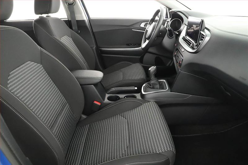 Kia Ceed (2025) Top 1.5 T-GDI - fotka 7 z 15