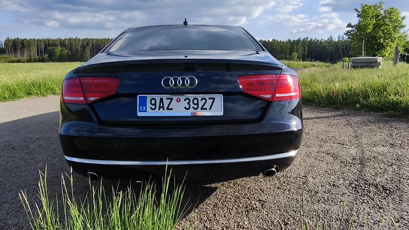 Audi A8 (2013) Audi A8, Audi A8L 4.2 V8, LONG - fotka 4 z 65