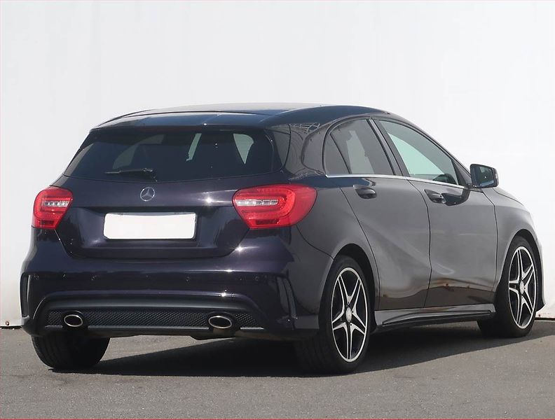 Mercedes-Benz Třídy A (2013) AMG line A 200 CDI, Automat - fotka 5 z 21