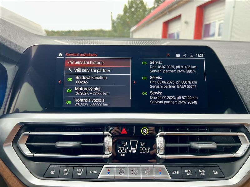 BMW Řada 3 330D xDrive M SPORT záruka - fotka 36 z 57