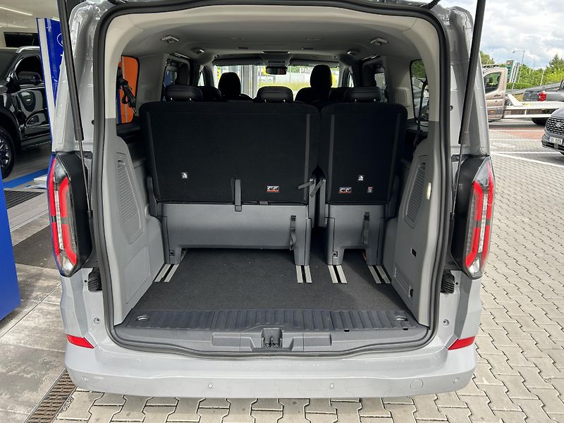 Ford Tourneo Custom Titanium L1 2.0 EcoBlue 110 kW - fotka 7 z 34