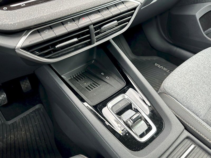 Škoda Octavia (2024) 1.5 TSI 110kW MHEV Top Selecti - fotka 17 z 23