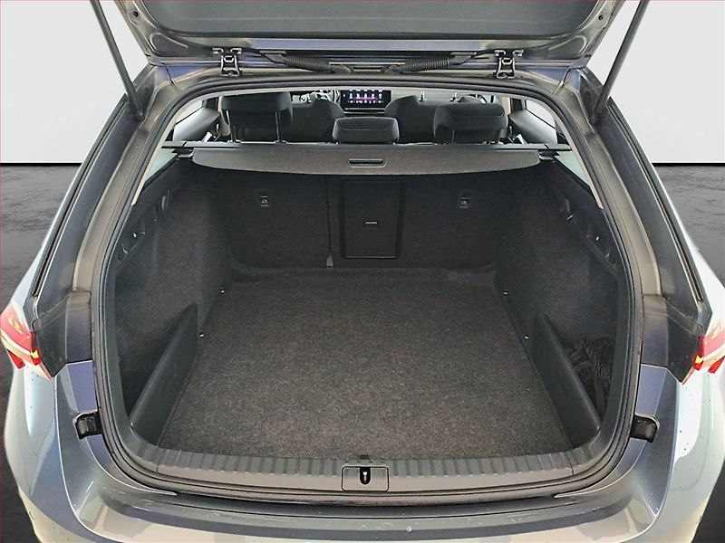 Škoda Octavia (2023) 2.0 TDI, Automat, ČR,1.maj - fotka 14 z 18