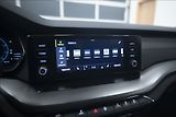 Škoda Octavia 2,0 TDI DSG VÝHŘEV 1. MAJ ČR - náhled 28