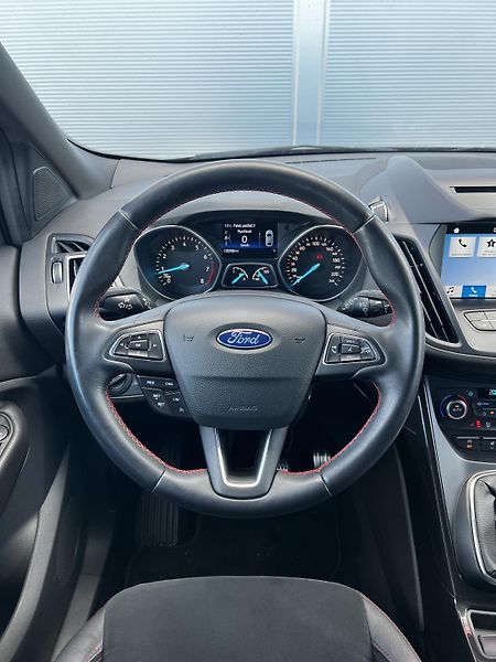 Ford Kuga 1.5 EcoBoost ST Line TZ  - fotka 8 z 22
