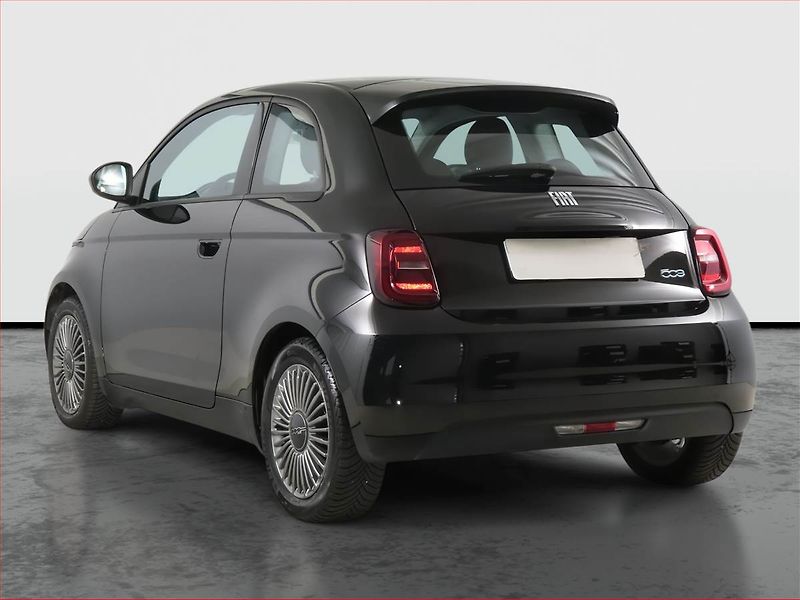 Fiat 500e (2022) 42 kWh, SoH 93%, Automat - fotka 4 z 18