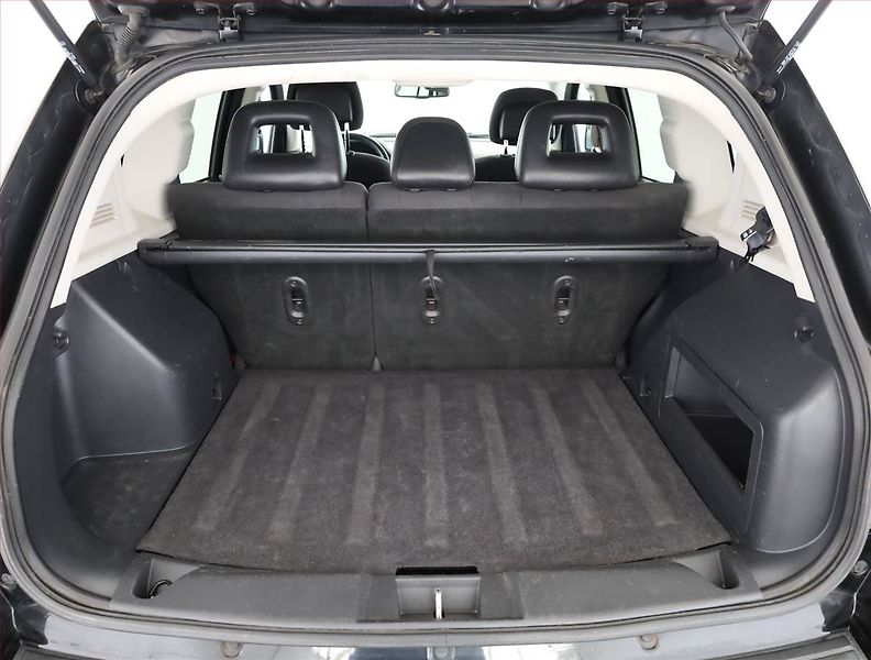 Jeep Compass (2012) 2.4, LPG, 4X4, Serv.kniha - fotka 14 z 15