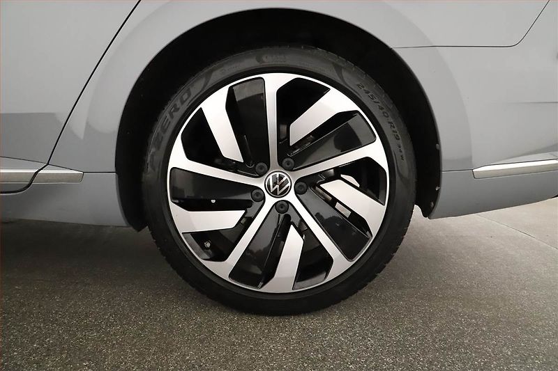 Volkswagen Arteon (2023) R-line 2.0 TDI - fotka 20 z 20
