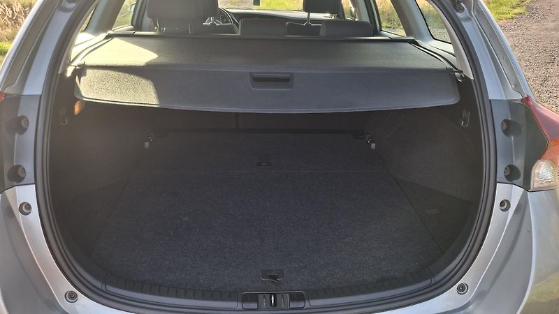 Toyota Auris (2016) Touring sports edition S 1,2 - fotka 8 z 12