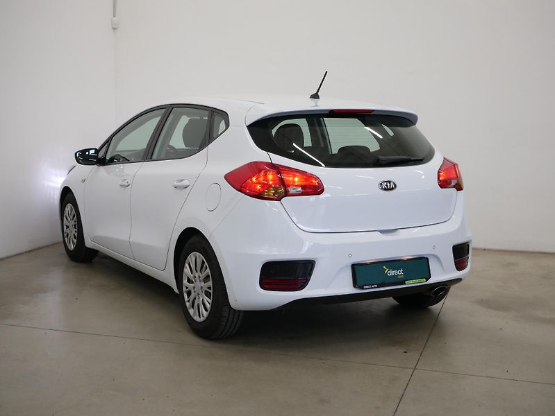 Kia Ceed - fotka 7 z 25
