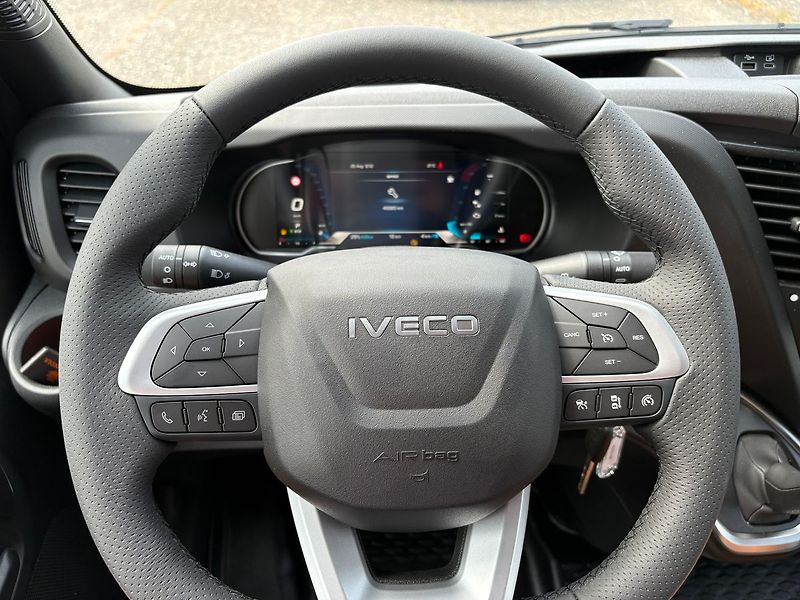 Iveco Daily (2026) 3.0, Automat, 10EP, Hydr. čelo - fotka 11 z 24