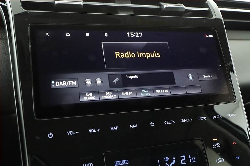 Hyundai Tucson (2021) 1.6 T-GDI - fotka 9 z 21