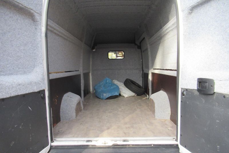 Fiat Ducato MAXI 2.3 JTD KLIMA TAŽNÉ - fotka 16 z 22