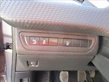 Peugeot 2008 1,2 i, klima,serv.kniha,tažné - náhled 24