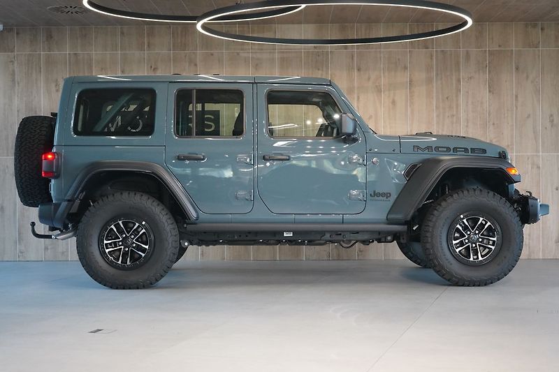 Jeep Wrangler (2026) MOAB 392 V8 - fotka 6 z 47