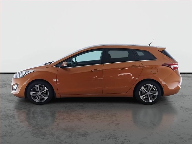 Hyundai i30 (2015) 1.6 CRDi, Tempomat - fotka 3 z 19