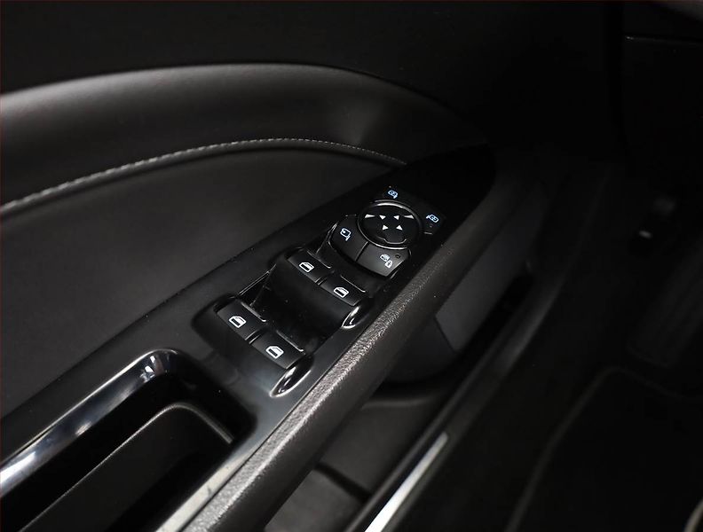 Ford Mondeo (2015) 2.0 TDCI, Automat, Kůže, Navi - fotka 16 z 18
