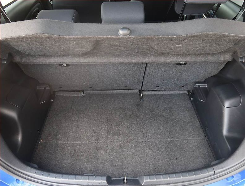 Toyota Yaris (2020) 1.5 Dual VVT-i, Automat - fotka 13 z 14