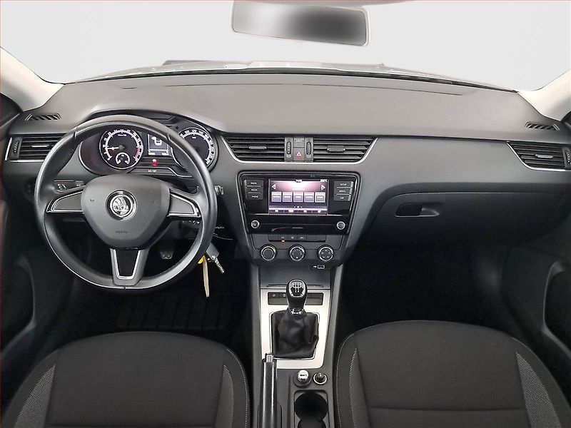 Škoda Octavia (2018) Ambition 1.6 TDI, ČR,1.maj - fotka 14 z 18