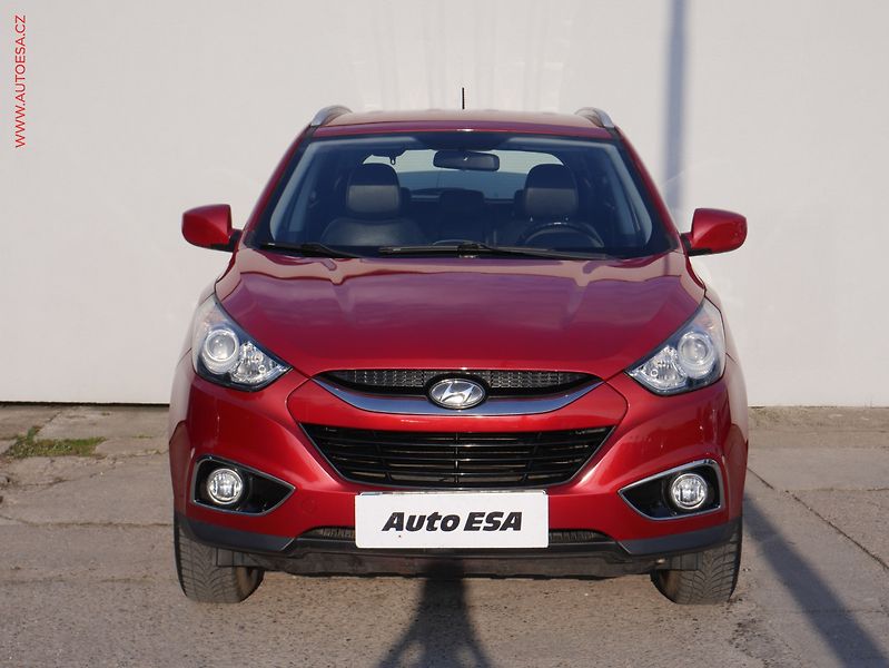 Hyundai ix35 (2010) 2.0CVVT, ČR, AC, TZ - fotka 2 z 16