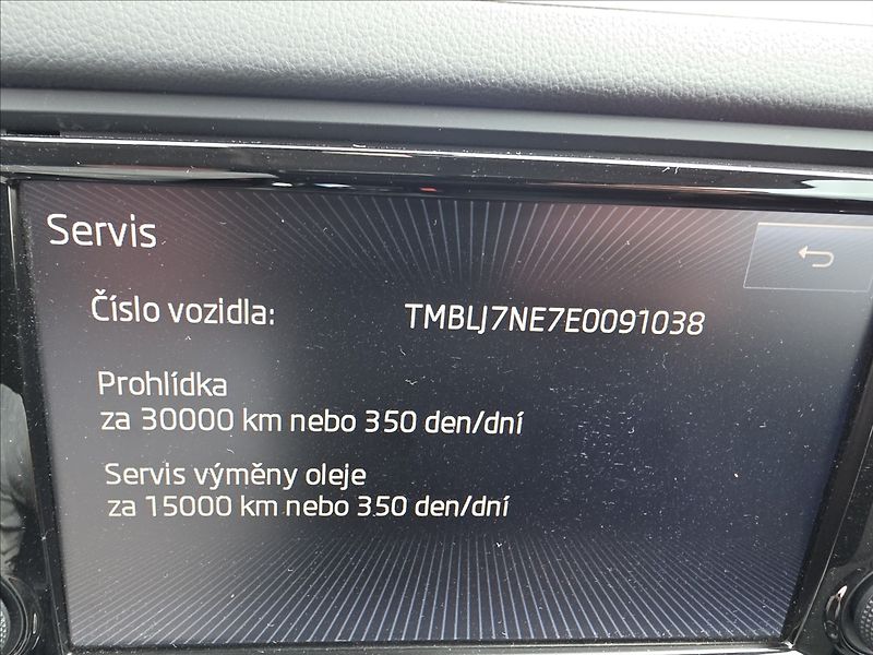 Škoda Octavia III 2,0TDi 110KW 4X4 Elegance - fotka 24 z 50