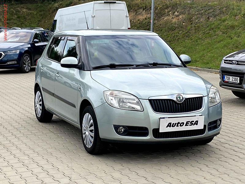 Škoda Fabia (2009) 1.2i, ČR, AC, tažné - fotografie inzerátu