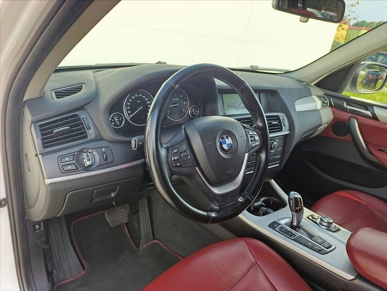 BMW X3 2,0 D X-drive aut. Kůže Bi-xen - fotka 13 z 53