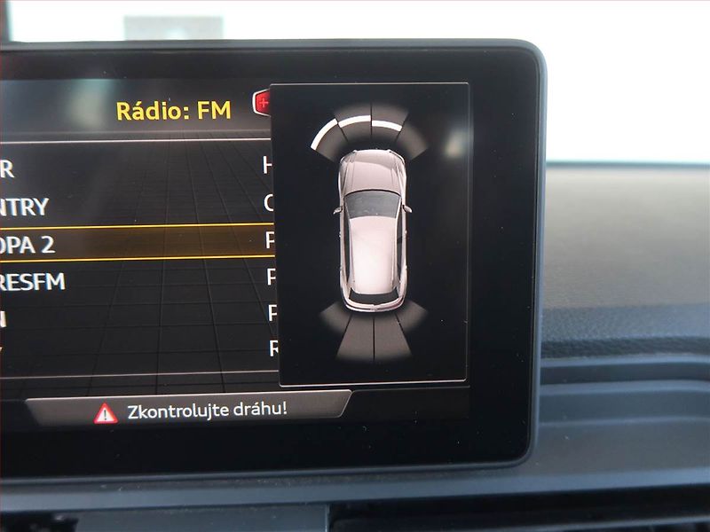 Audi Q5 (2018) 2.0 TDI, 4X4, Automat - fotka 16 z 18