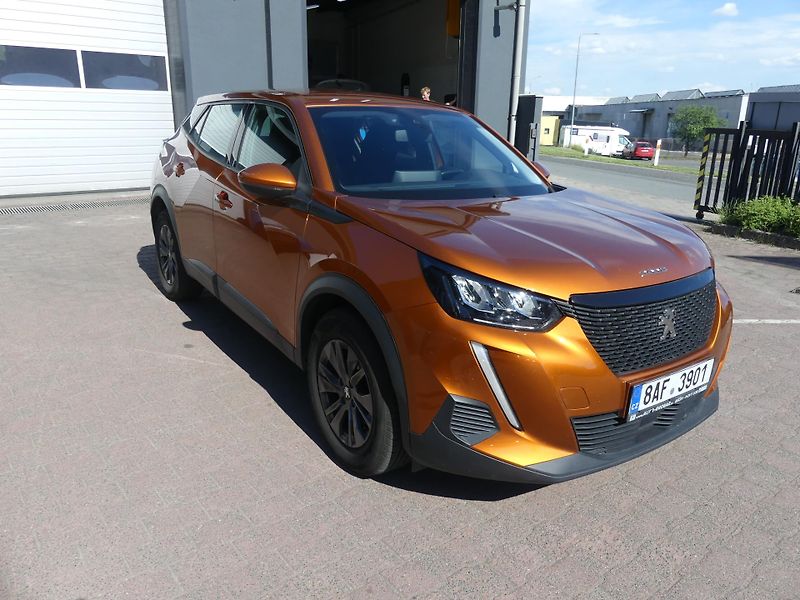 Peugeot 2008 (2020) 1,2 PureTech MAN6 - fotka 3 z 22