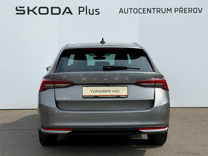 Škoda Octavia (2024) 1.5 TSI 110kW DSG Top Selectio - fotka 31 z 35