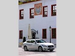 Infiniti Q70.