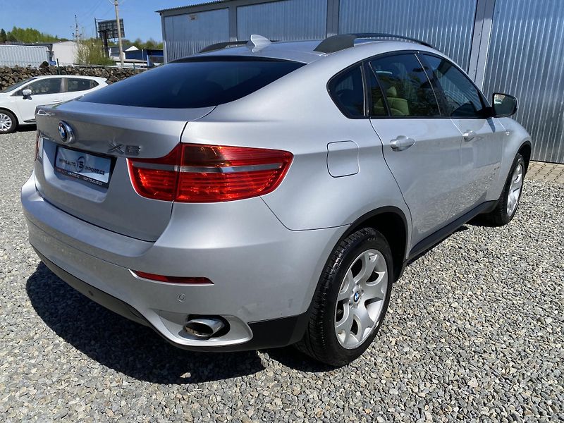 BMW X6 4.0D 4x4 310PS FULL CZ DPH 1A! - fotka 10 z 166