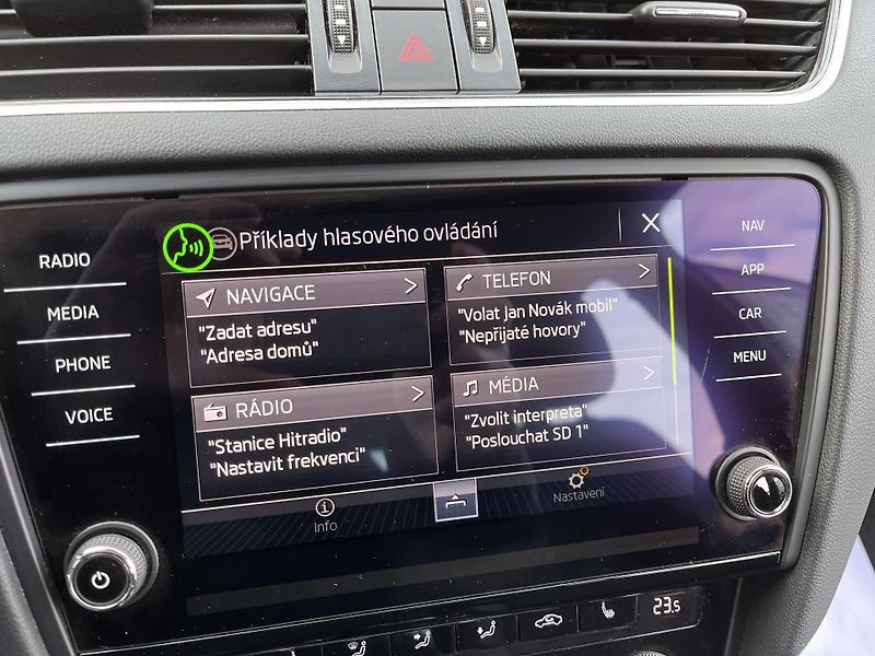 Škoda Octavia (2020) 2.0TDI 110KW*NEZ.TOPENÍ*TZ ! - fotka 19 z 38