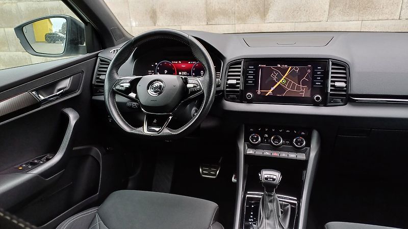 Škoda Karoq 2.0 TDI 110kW DSG 4x4 WEBASTO - fotka 19 z 50
