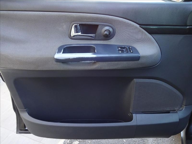 Ford Galaxy 1,9 TDI 85 kW 7.MÍST - fotka 18 z 40