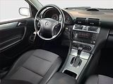 Mercedes-Benz Třídy C (2004) C 220 CDI , Automat - náhled 7