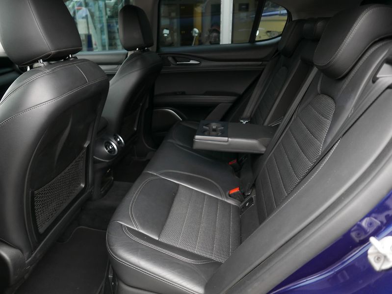 Alfa Romeo Stelvio 2,2 JTD Q4 154kW Automat - fotka 23 z 39