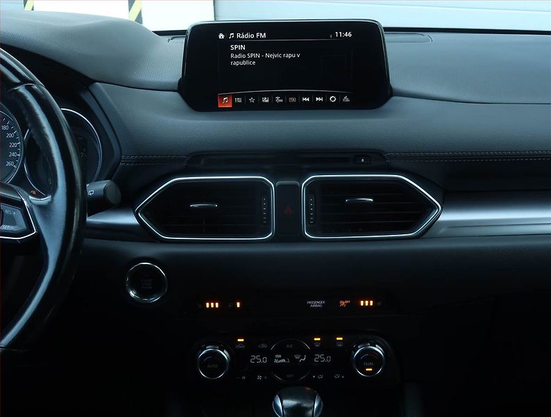 Mazda CX-5 (2018) 2.0 Skyactiv-G - fotka 12 z 23