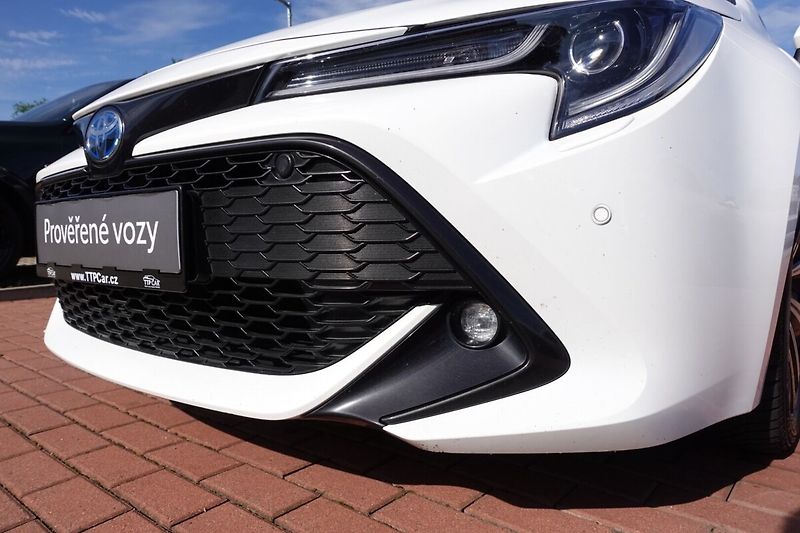 Toyota Corolla 1.8HEV CVT  Comfort Style Tech - fotka 29 z 31