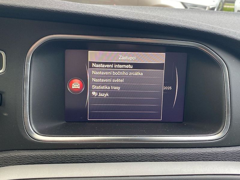 Volvo V40 - fotka 22 z 28