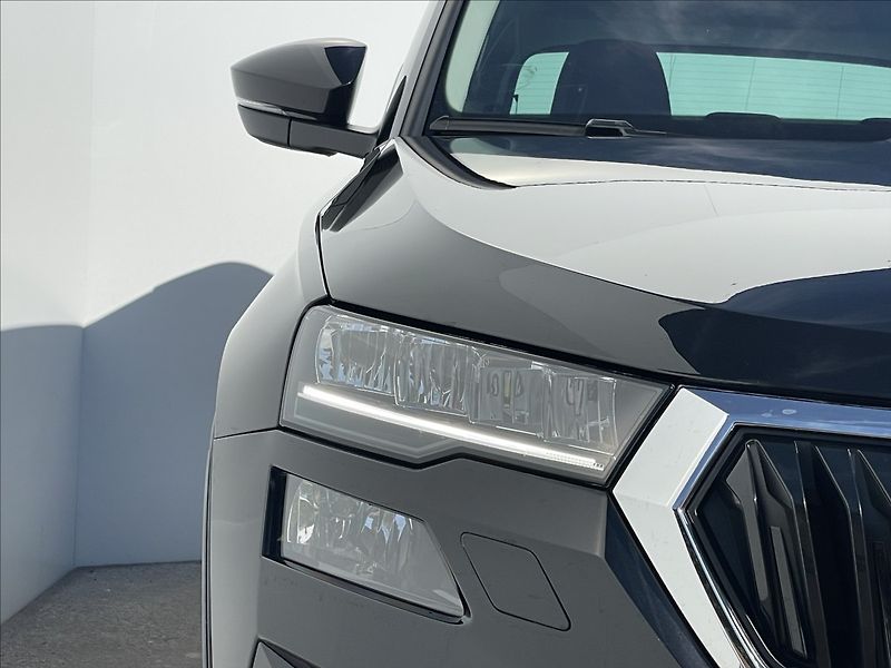 Škoda Karoq 2,0 TDI DSG Style Plus - fotka 22 z 25