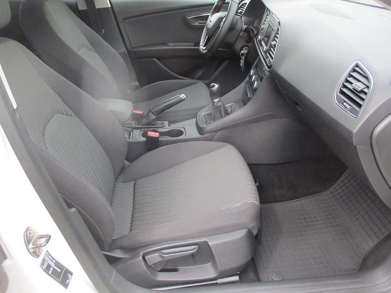 Seat Leon 1,2TSi 77kW STYLE FULL LED - fotka 33 z 48