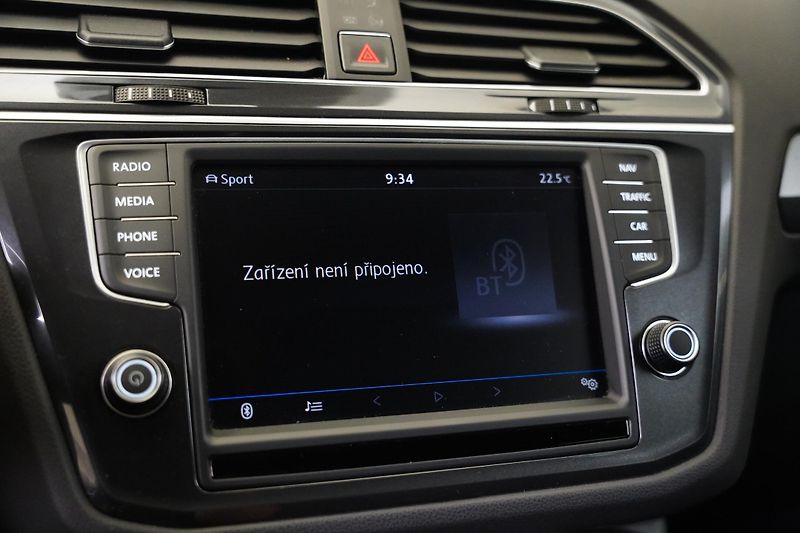 Volkswagen Tiguan - fotka 17 z 25